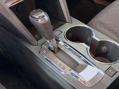 Used 2017 GMC Terrain SLE image 18