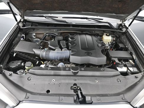 Used 2022 Toyota 4Runner TRD Off-Road Premium image 14