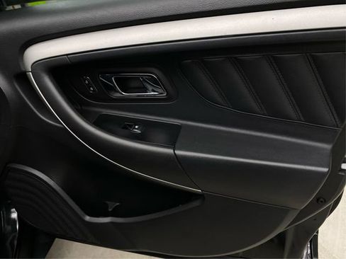 Used 2014 Ford Taurus SEL FWD image 25