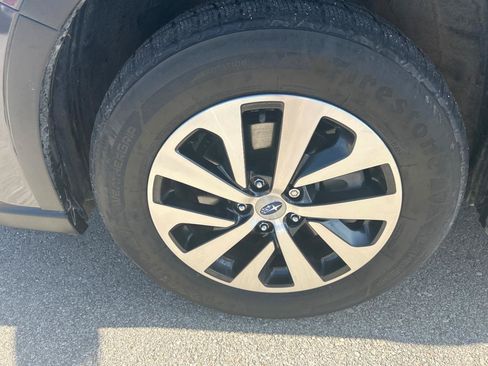 Used 2021 Subaru Outback Premium AWD/4WD image 11