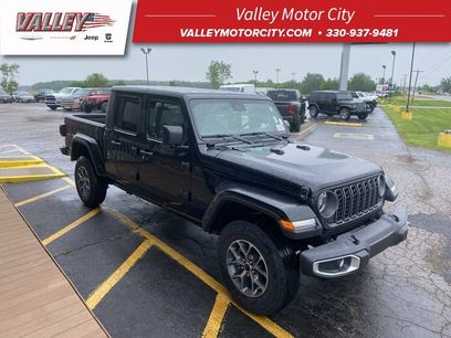 New 2025 Jeep Gladiator Sport