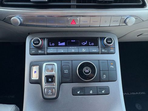 Used 2022 Hyundai Palisade SEL w/ 8P Bench Seat Package FWD image 23