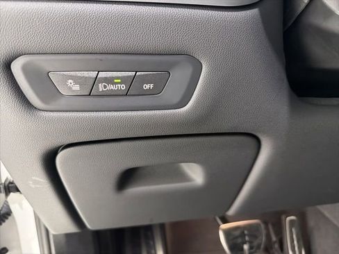 Certified 2024 BMW X6 xDrive40i w/ Executive Package image 12