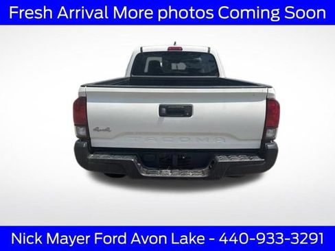 Used 2022 Toyota Tacoma SR AWD/4WD image 5