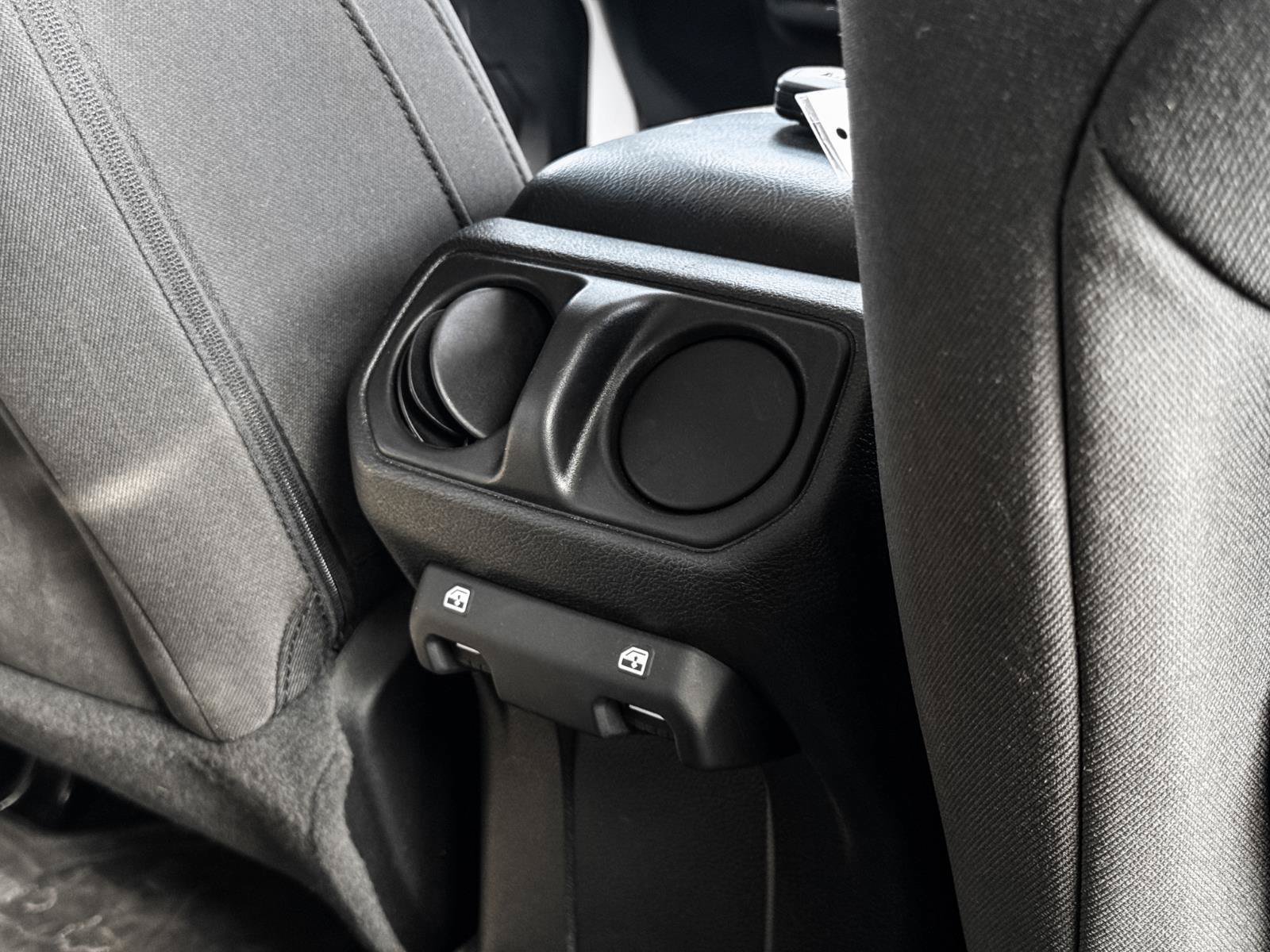 Used 2023 Jeep Wrangler Unlimited Sport AWD/4WD image 25