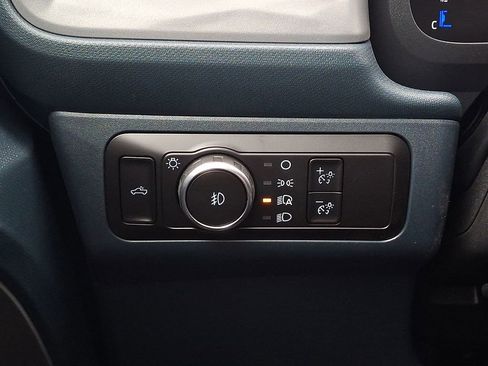 New 2026 Ford Maverick Lobo AWD/4WD image 15