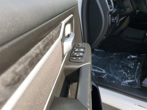 Used 2023 RAM 1500 Big Horn image 11