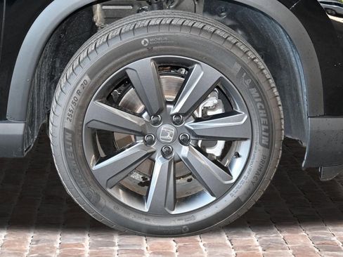 New 2026 Honda Pilot Sport image 37