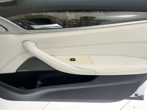 Used 2021 BMW 540i w/ Executive Package RWD image 37