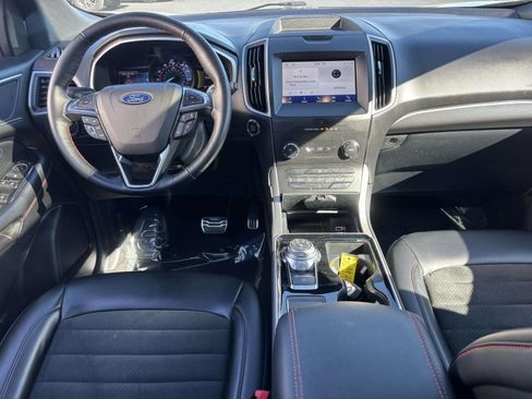 Certified 2020 Ford Edge ST-Line w/ Cold Weather Package image 30