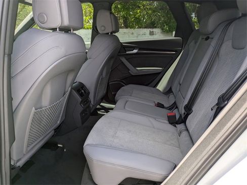 Used 2025 Audi SQ5 Premium Plus image 6