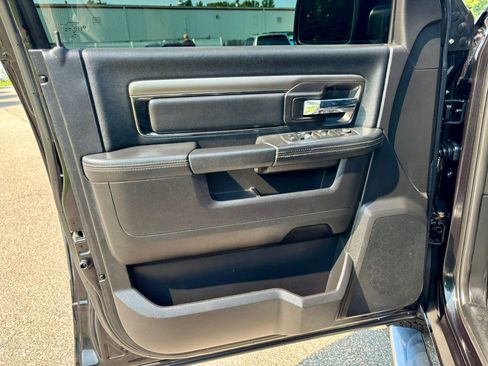 Used 2015 RAM 1500 Sport w/ Convenience Group AWD/4WD image 9
