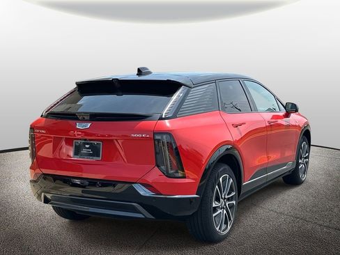 New 2025 Cadillac Optiq Sport 1 w/ LPO, Floor Liner Package image 2