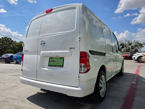 Used 2017 Nissan NV200 SV w/ Technology Package FWD image 11