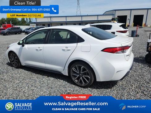 Used 2020 Toyota Corolla SE FWD image 3