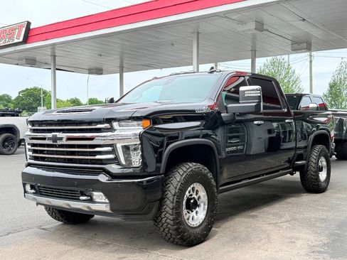 Used 2022 Chevrolet Silverado 3500 High Country w/ Z71 Off-Road Package AWD/4WD image 6