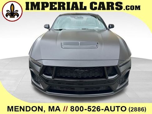 Used 2025 Ford Mustang GT Premium RWD image 4