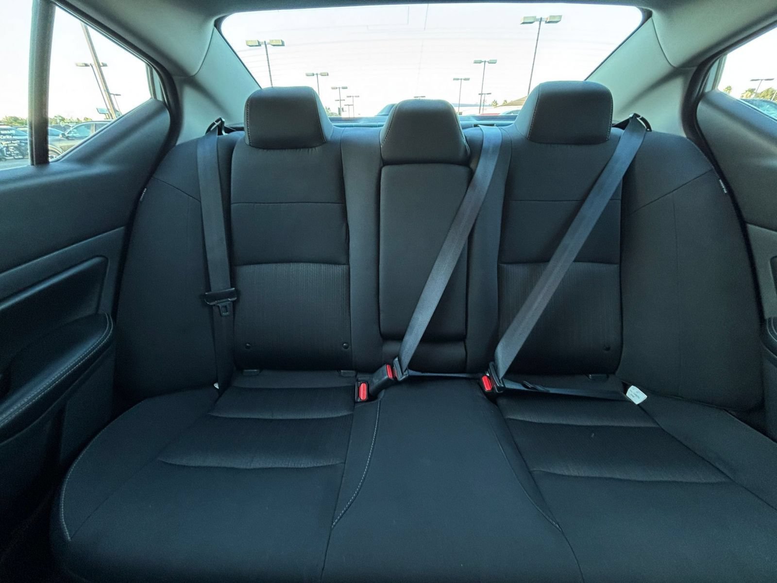 Used 2025 Nissan Altima 2.5 SV FWD image 38