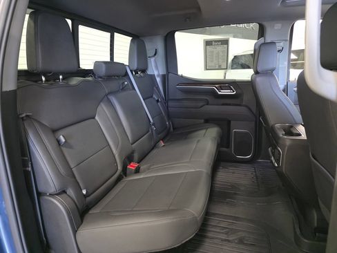 Used 2026 GMC Sierra 1500 Elevation w/ Elevation Premium Package AWD/4WD image 12