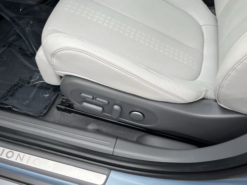 Certified 2024 Hyundai Ioniq 5 Limited AWD/4WD image 19