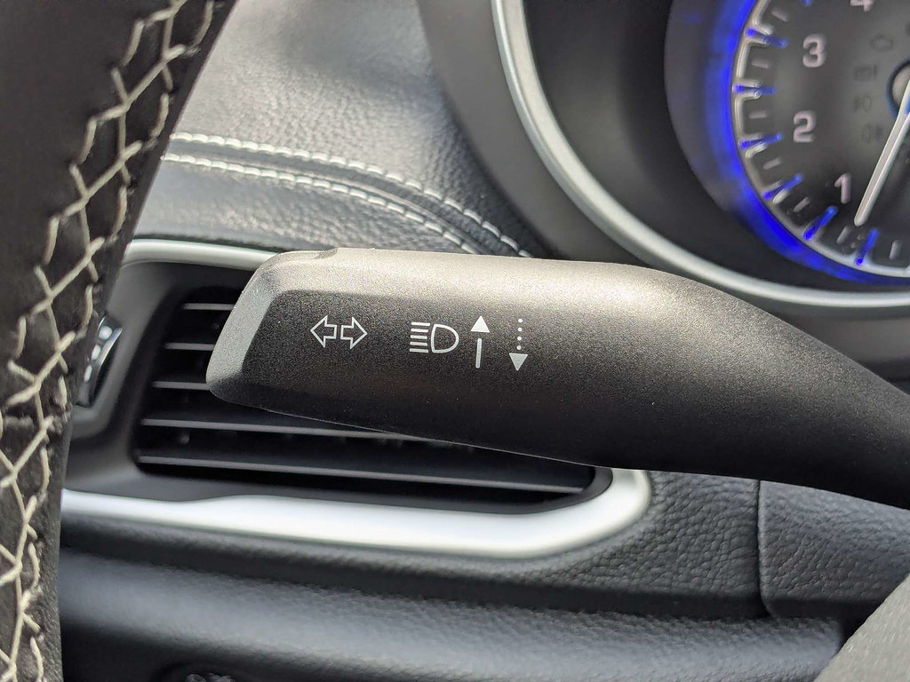 New 2027 Chrysler Pacifica Select FWD image 26
