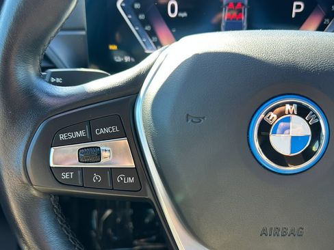 Used 2023 BMW i4 eDrive35 w/ Premium Package RWD image 19