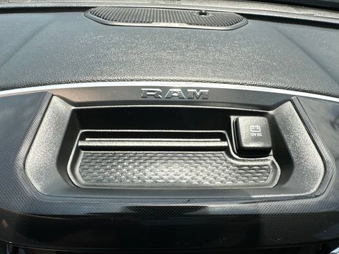 Used 2022 RAM 2500 Laramie w/ Night Edition AWD/4WD image 42