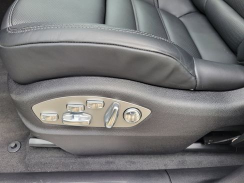 New 2025 Porsche Macan S AWD/4WD image 25