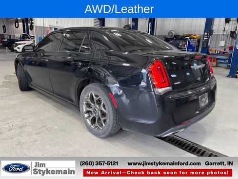 Used 2016 Chrysler 300 S AWD/4WD image 17