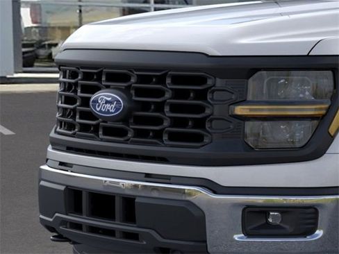 New 2025 Ford F150 XL w/ Equipment Group 103A High image 17