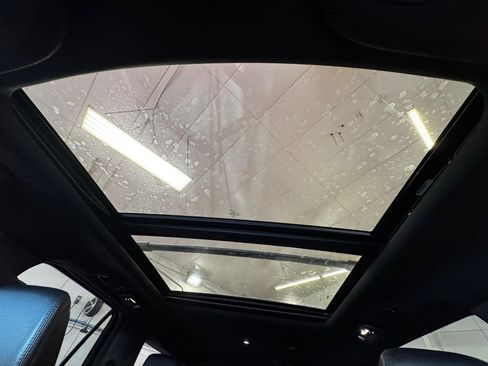 Used 2021 Ford Expedition Max Limited image 30