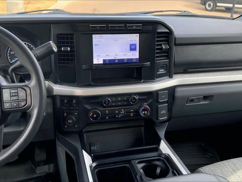 Used 2024 Ford F350 XLT w/ 360-Degree Camera Package image 6