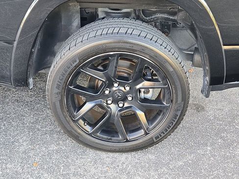 Used 2022 RAM 1500 Laramie AWD/4WD image 23