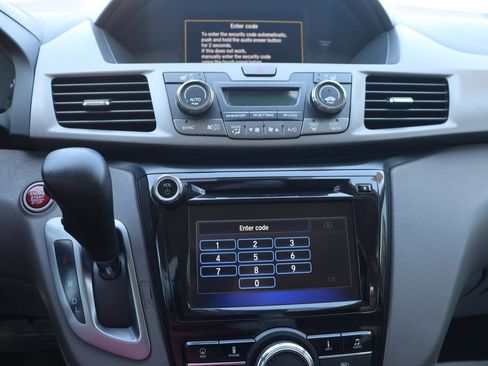 Used 2016 Honda Odyssey EX-L image 27
