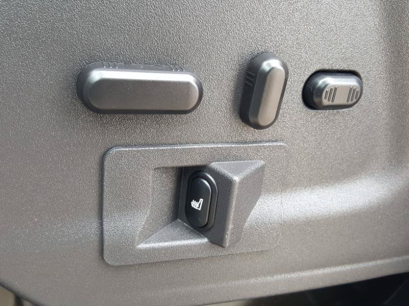 Used 2017 Ford Transit 150 XLT RWD image 25