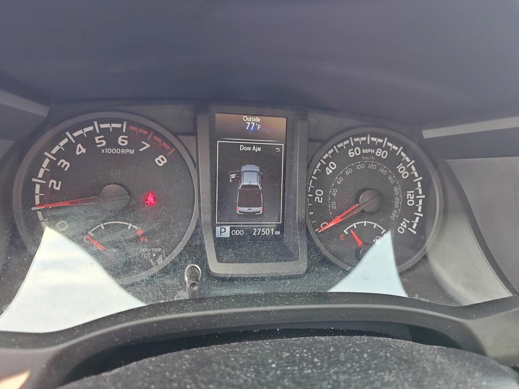 Used 2023 Toyota Tacoma SR AWD/4WD image 9