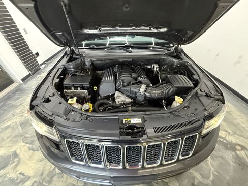 Used 2016 Jeep Grand Cherokee SRT AWD/4WD image 31