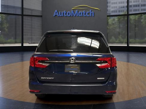 Used 2024 Honda Odyssey Touring image 9