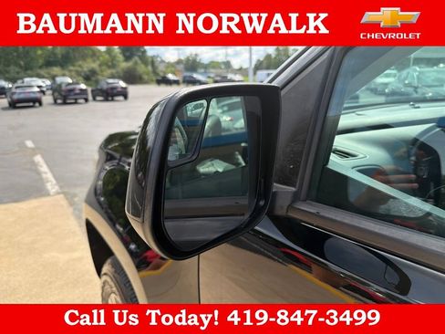 Used 2017 Chevrolet Colorado Z71 AWD/4WD image 13