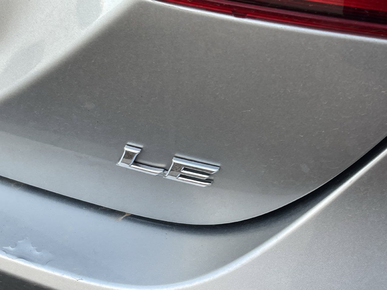 Used 2018 Toyota Camry LE FWD image 6