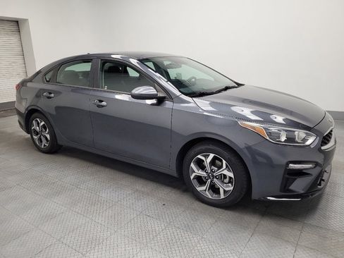 Used 2021 Kia Forte LXS FWD image 11
