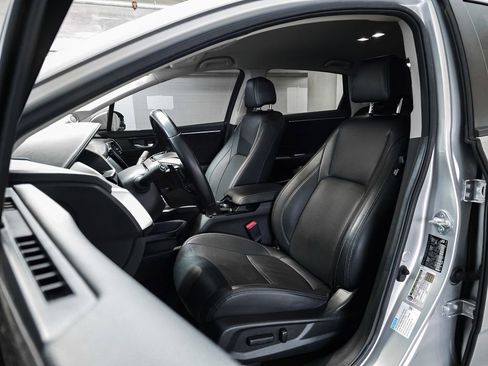 Certified 2018 Honda Clarity Touring image 22