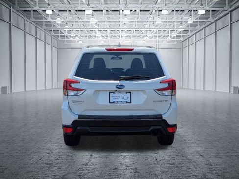 Used 2022 Subaru Forester Limited AWD/4WD image 4