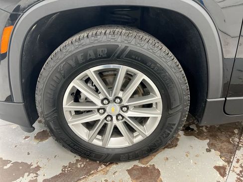 Used 2022 Chevrolet Traverse LT AWD/4WD image 27