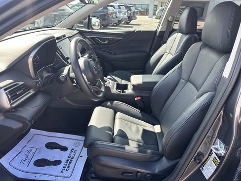 Used 2025 Subaru Outback Limited XT w/ Popular Package #2 AWD/4WD image 24