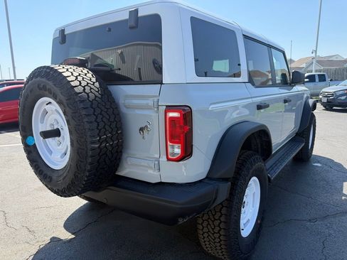 New 2026 Ford Bronco Heritage Edition image 3