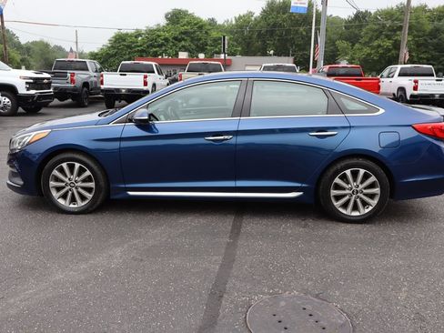 Used 2016 Hyundai Sonata Limited w/ Option Group 04 FWD image 32