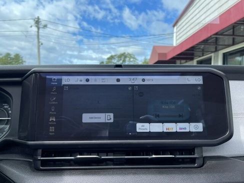 Used 2024 Jeep Wrangler Willys image 22