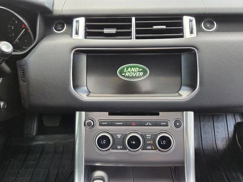 Used 2017 Land Rover Range Rover Sport HSE image 46