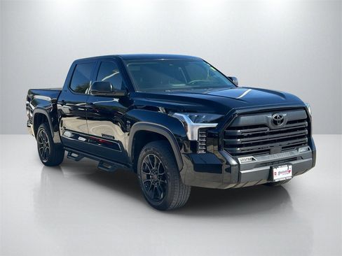 Used 2023 Toyota Tundra SR5 image 3